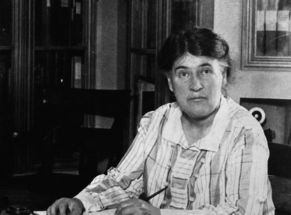 Biography of Willa Seabert Cather